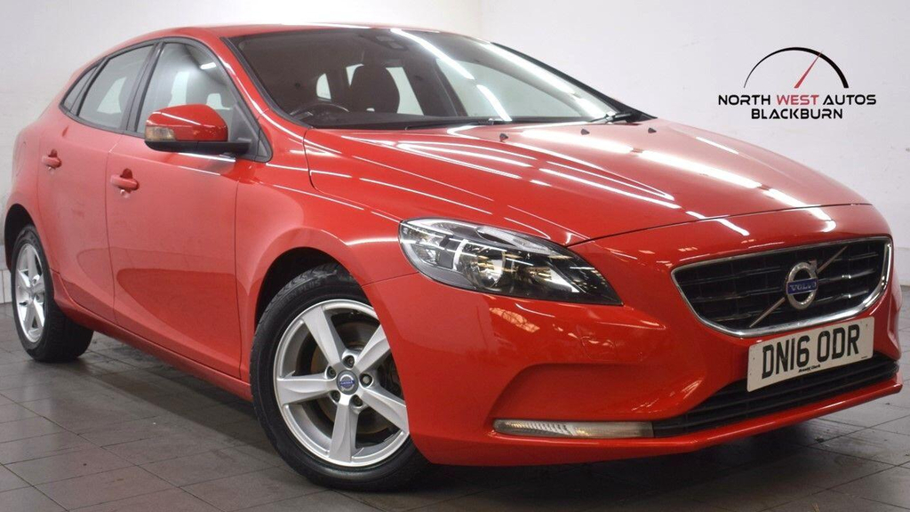 Volvo V40 2.0 D2 Es Euro 6 Ss Red