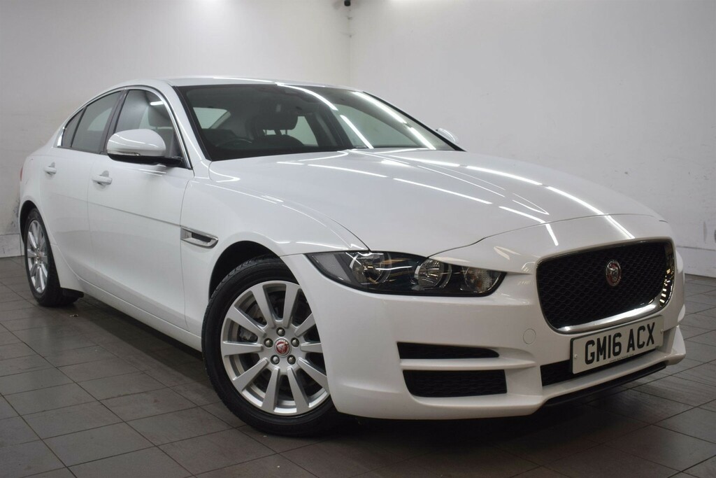 Jaguar XE 2.0 Gtdi Se Euro 6 Ss White #5