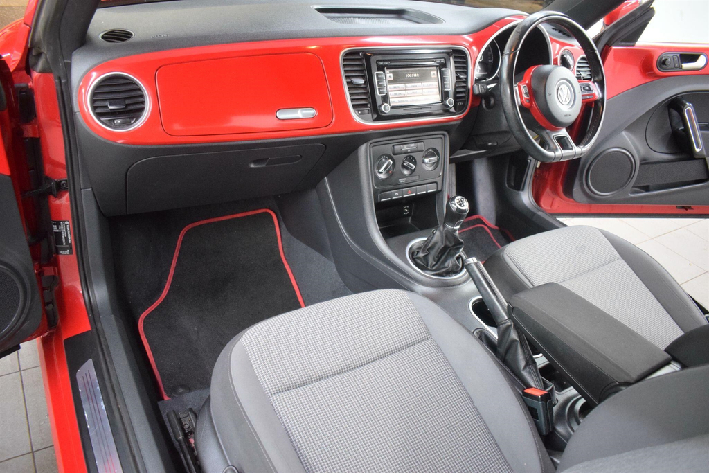 Volkswagen Beetle 1.2 Tsi Design Euro 5 Red #3