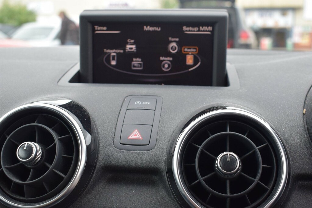 Audi A1 1.4 Tfsi Sport S Tronic Euro 5 Ss White #28