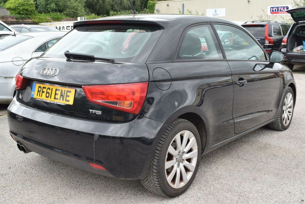 Audi A1 1.4 Tfsi Sport S Tronic Euro 5 Ss Black #2