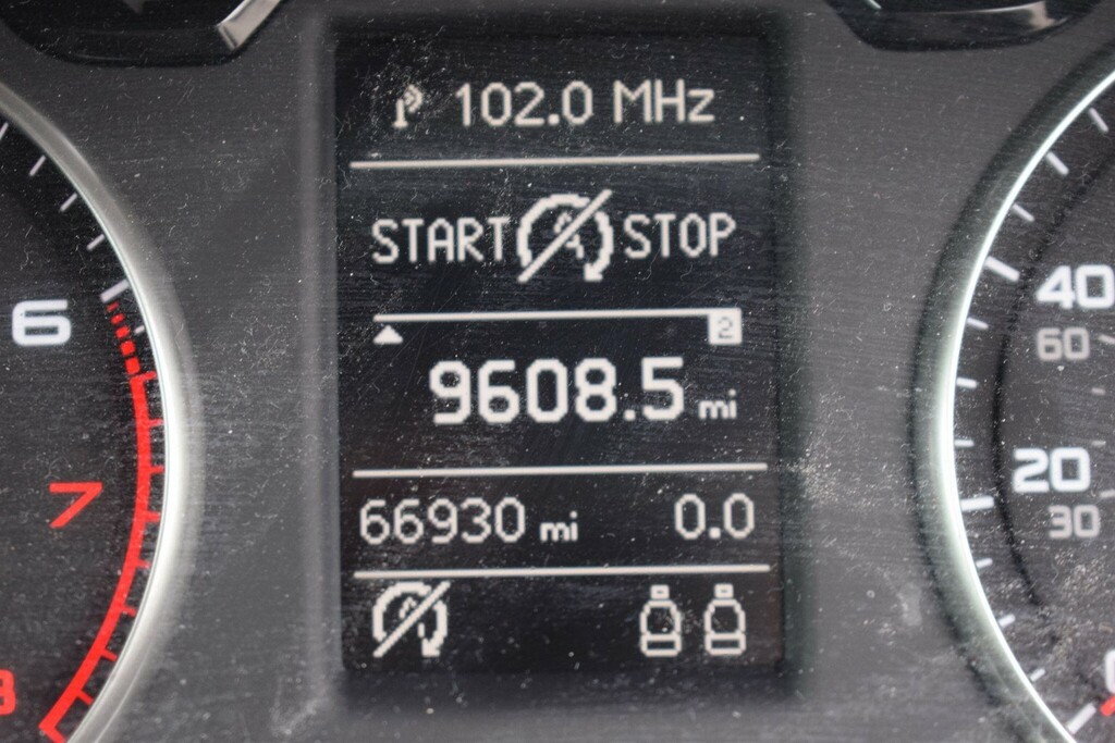 Audi A1 1.4 Tfsi Sport S Tronic Euro 5 Ss White #19