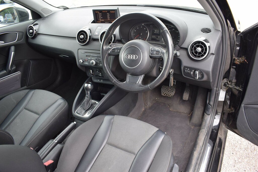 Audi A1 1.4 Tfsi Sport S Tronic Euro 5 Ss Black #3