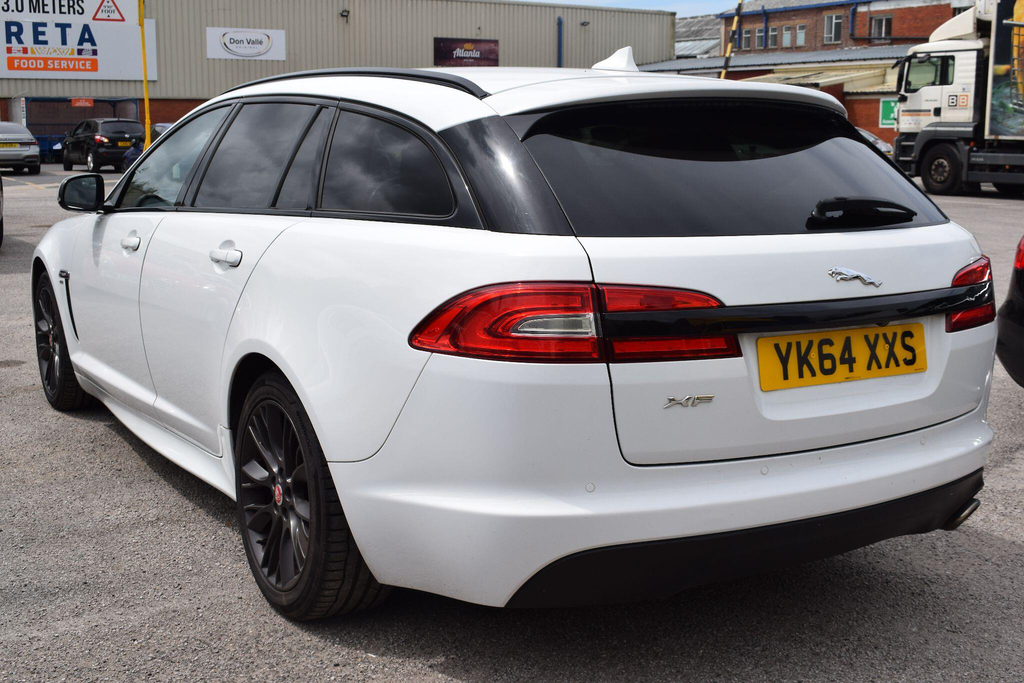 Jaguar XF 2.2 D Luxury Sportbrake Blue #16