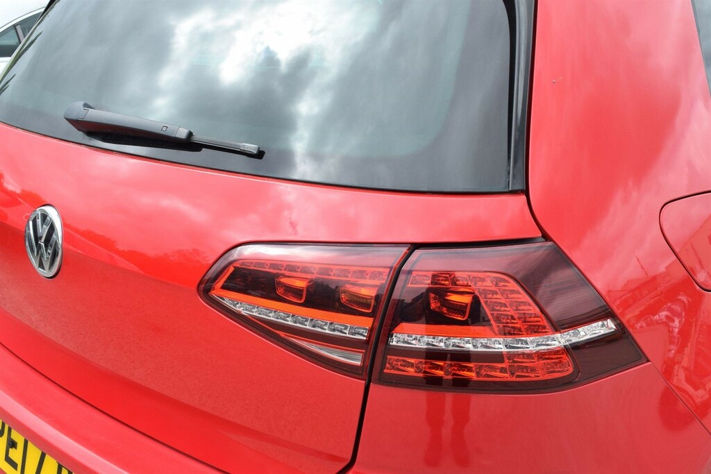 Volkswagen Golf 2.0 Tdi Bluemotion Tech Gtd Euro 6 Ss PE17DTN Red #6