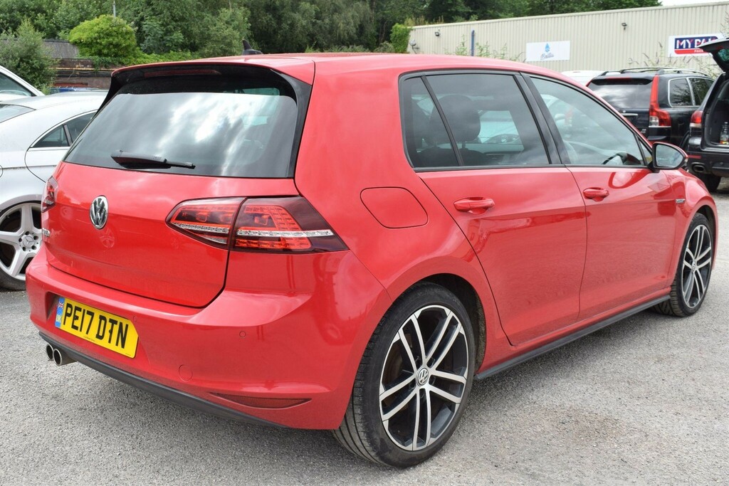 Volkswagen Golf 2.0 Tdi Bluemotion Tech Gtd Euro 6 Ss PE17DTN Red #2