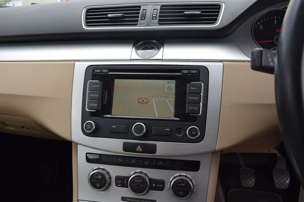 Volkswagen CC 2.0 Tdi Bluemotion Tech Euro 5 Ss Grey #4