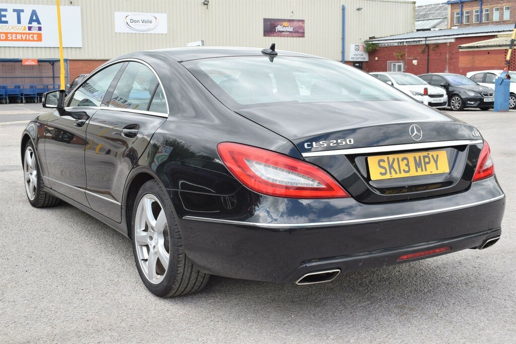 Mercedes-Benz CLS 3.0L Cls350 Cdi Blueefficiency Amg Sport 2 White #7