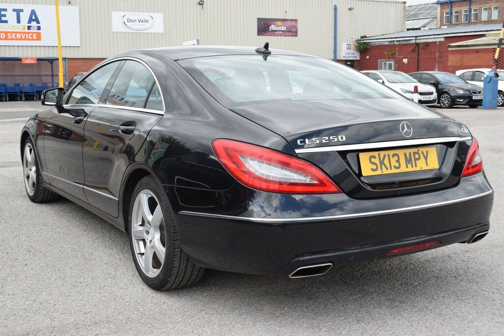 Mercedes-Benz CLS 3.0L Cls350 Cdi Blueefficiency Amg Sport 2 White #16