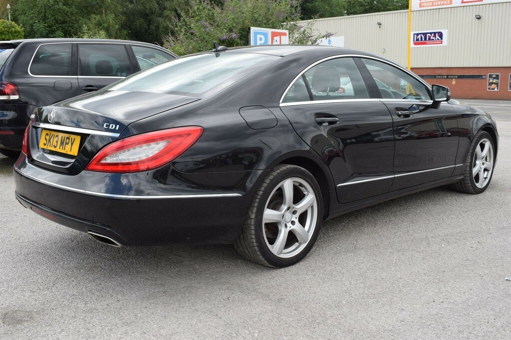 Mercedes-Benz CLS 3.0L Cls350 Cdi Blueefficiency Amg Sport 2 White #9