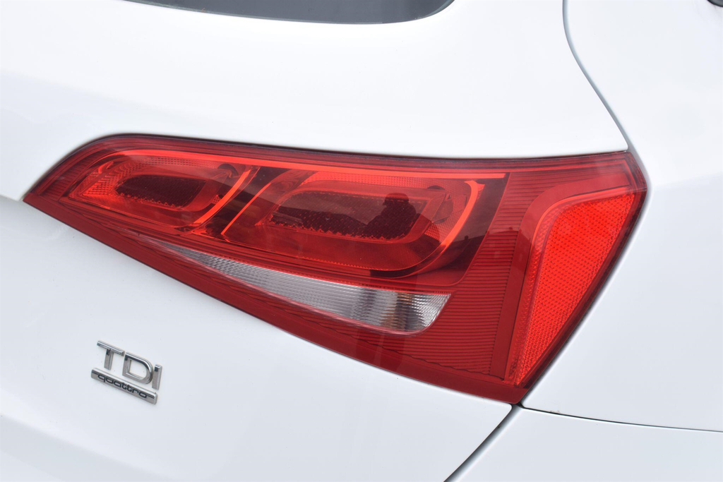 Audi Q5 2.0 Tdi Quattro Euro 5 Ss White #6