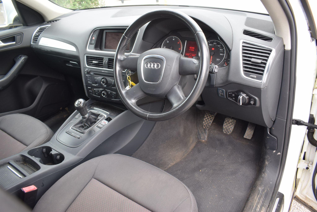 Audi Q5 2.0 Tdi Quattro Euro 5 Ss White #3