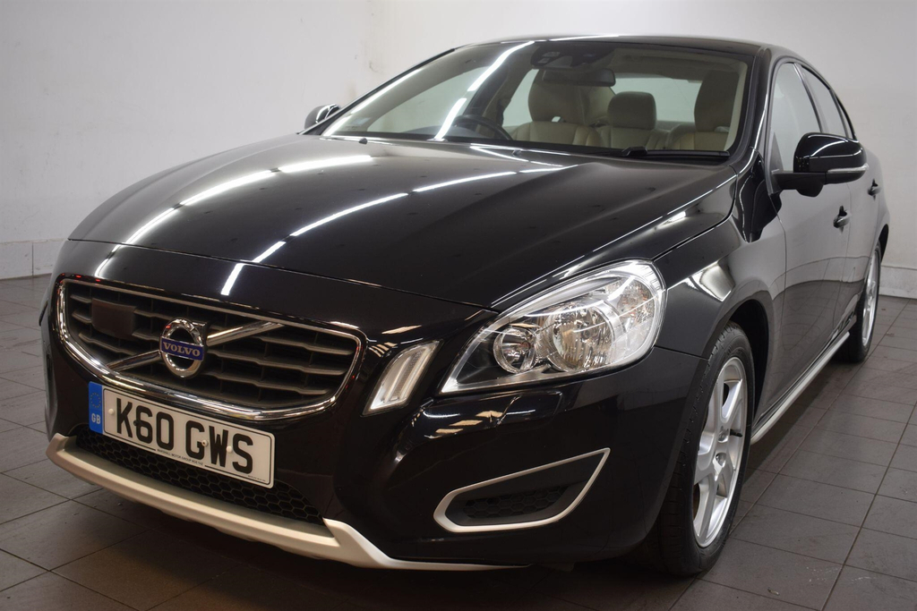 Volvo S60 Saloon 2.0 Red #28