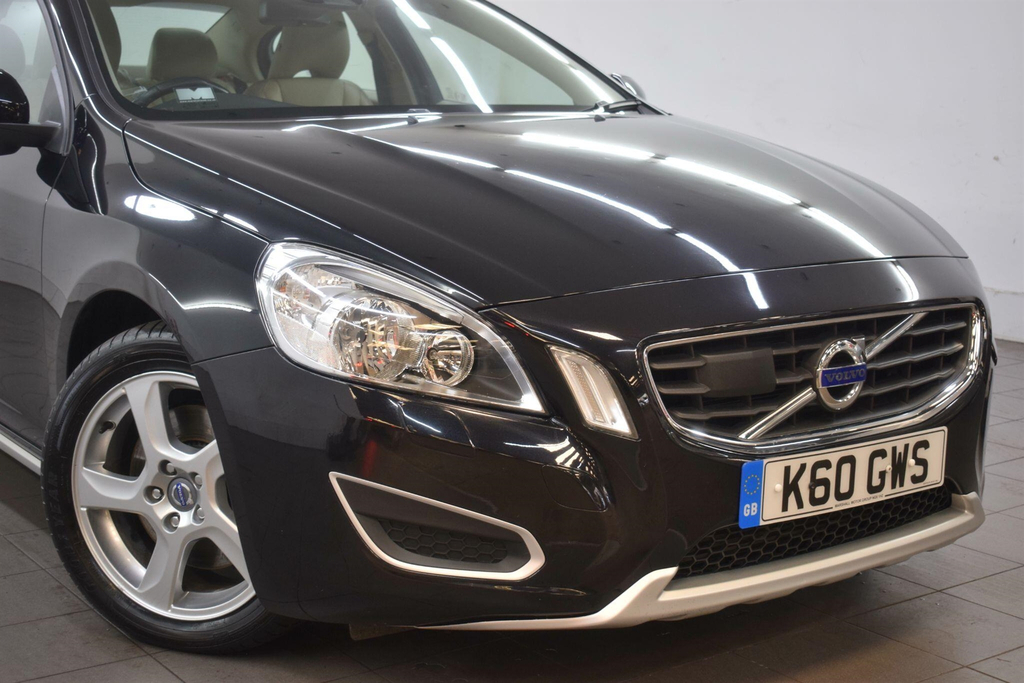 Volvo S60 Saloon 2.0 Red #14