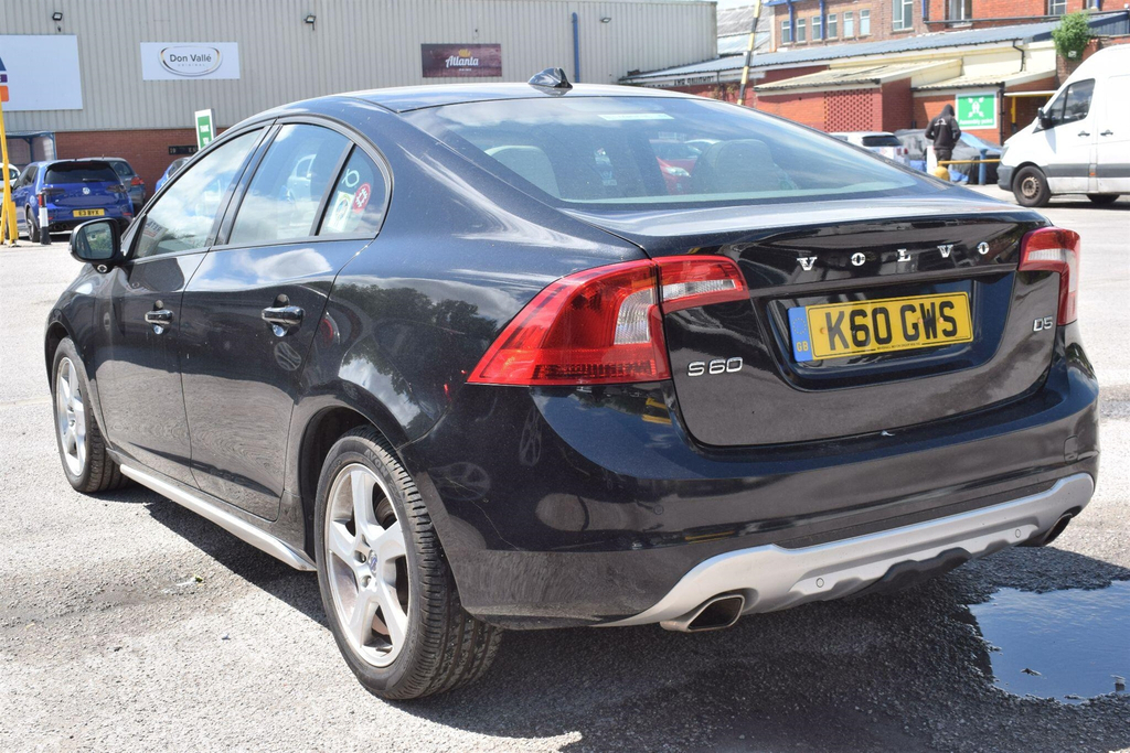 Volvo S60 Saloon 1.6 T4 R-design Saloon Eu Red #7
