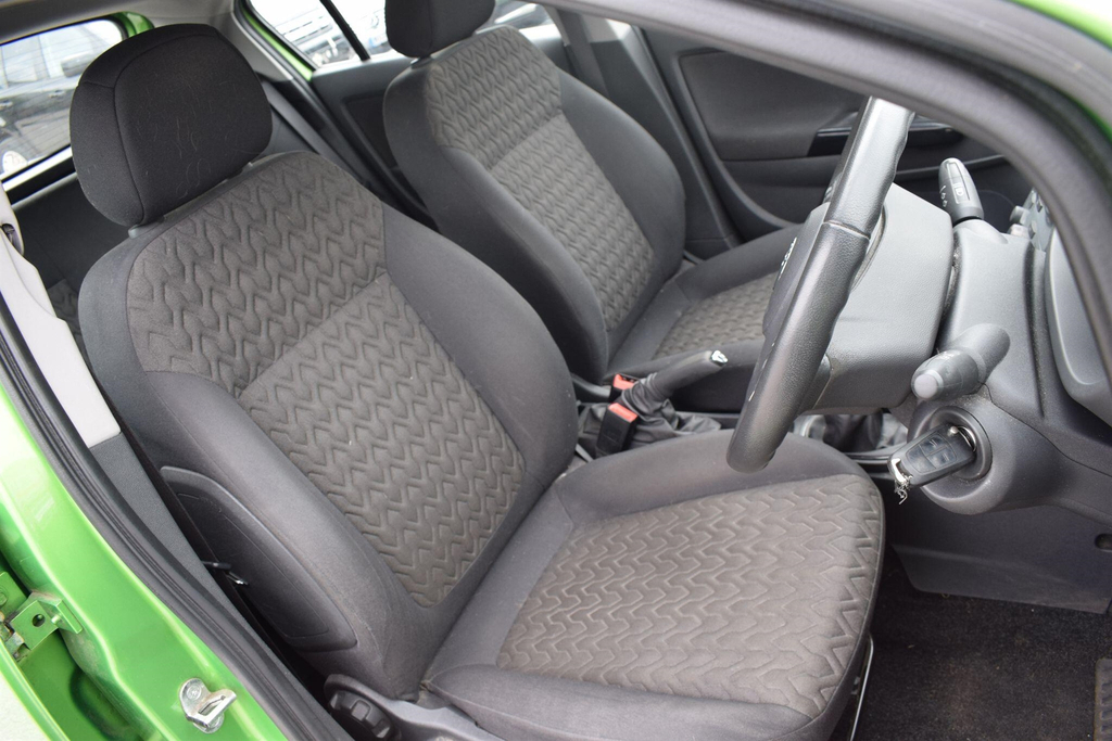 Vauxhall Corsa 1.2 16V Energy Hatchback Euro 5 Green #15