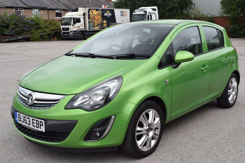 Vauxhall Corsa 1.2 16V Energy Hatchback Euro 5 Green #9