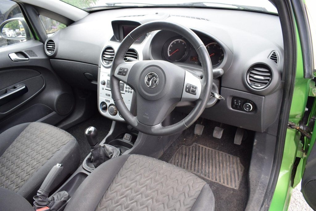 Vauxhall Corsa 1.2 16V Energy Euro 5 Ac Green #3