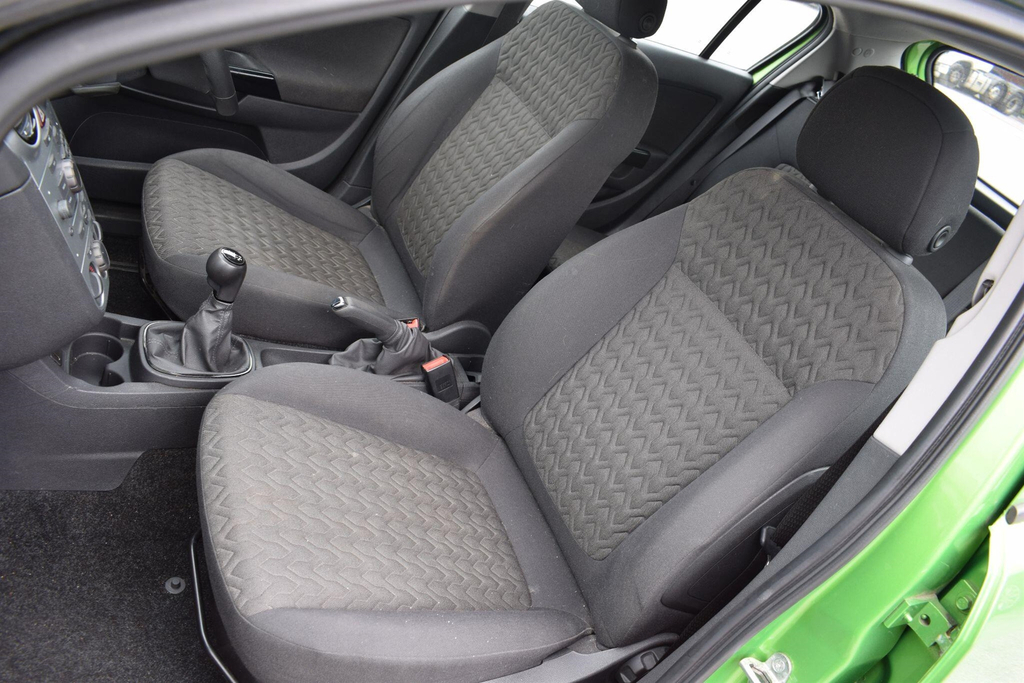 Vauxhall Corsa 1.2 16V Energy Hatchback Euro 5 Green #20