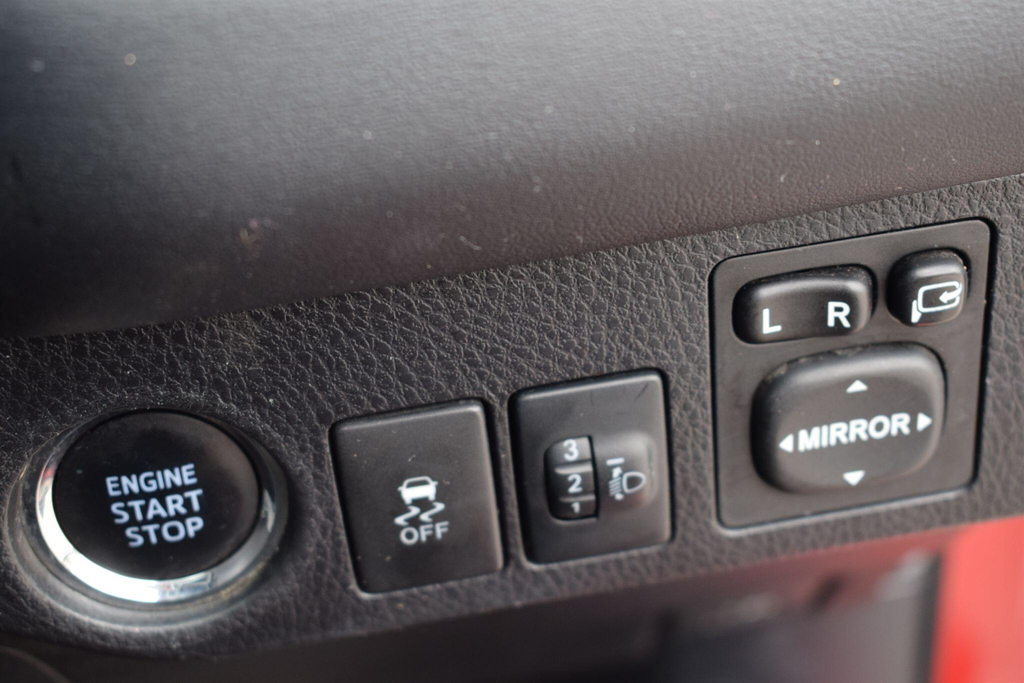 Toyota Rav 4 2.0 D-4d Icon Suv 4Wd Nav 137 Brown #30