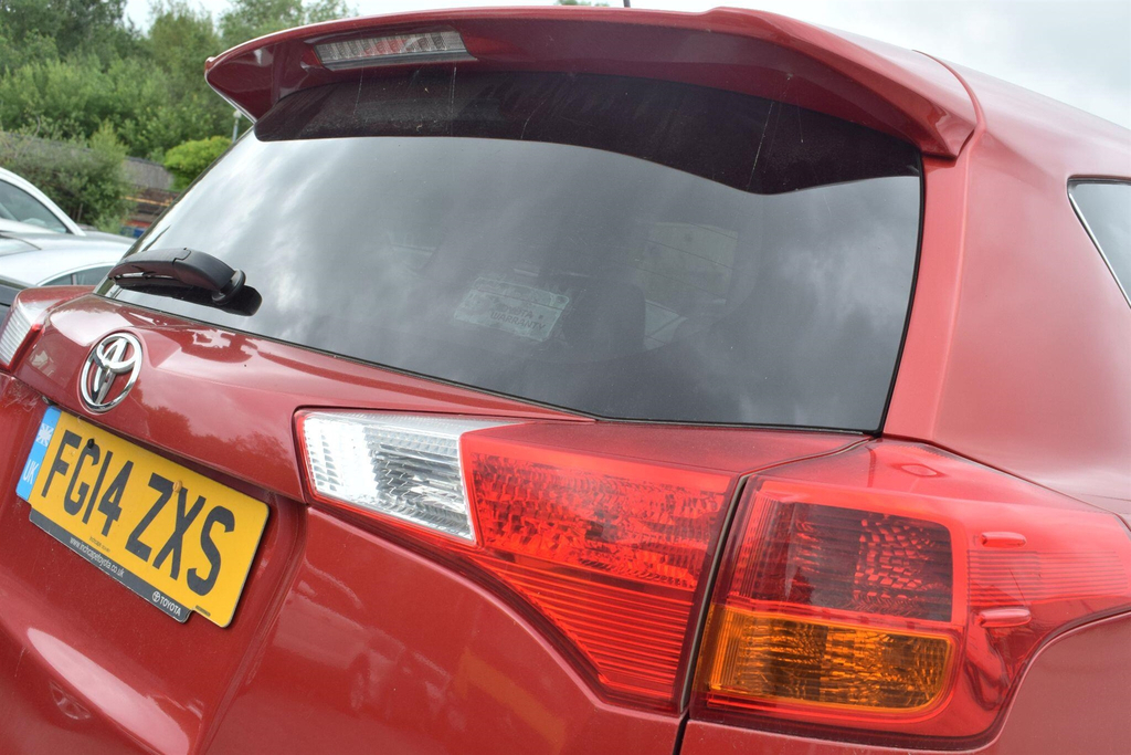 Toyota Rav 4 2.0 D-4d Icon 2Wd Euro 5 Ss Red #6