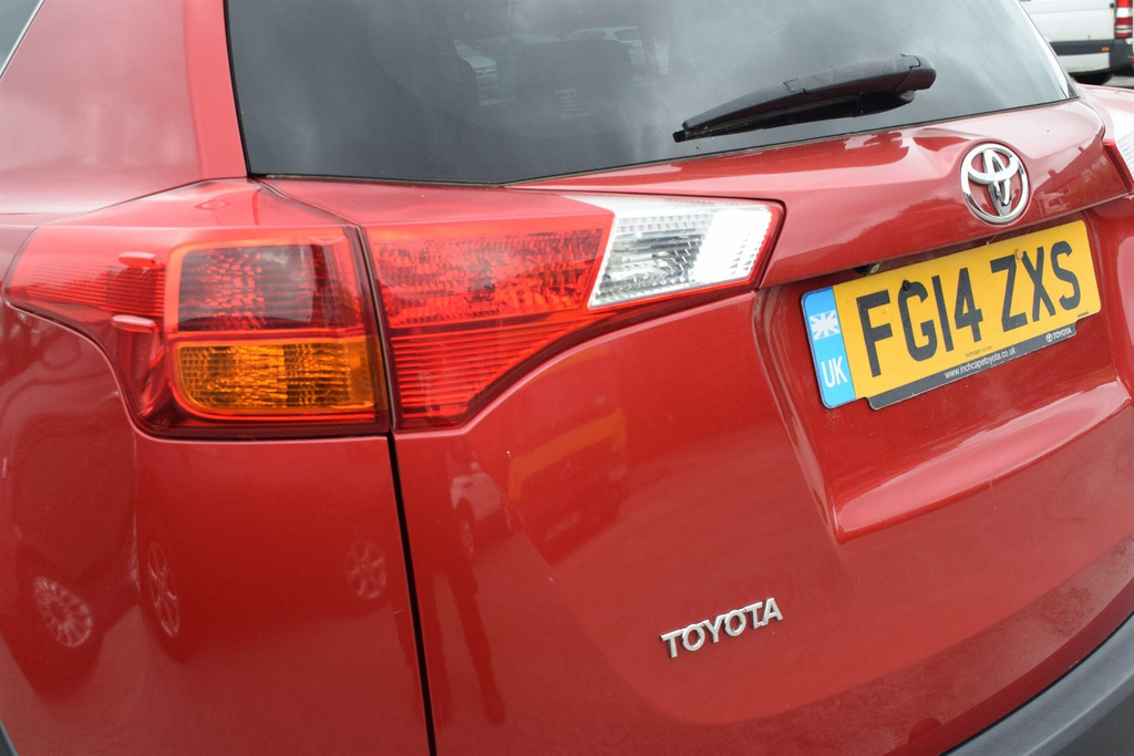Toyota Rav 4 2.0 D-4d Icon Suv 4Wd Nav 137 Brown #15