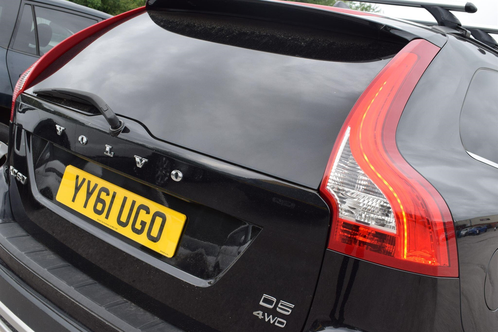 Volvo XC60 2.0 D3drive R-design Suv Euro 5 Black #11