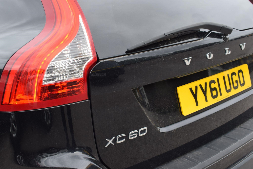 Volvo XC60 2.0 D3drive R-design Suv Euro 5 Black #17