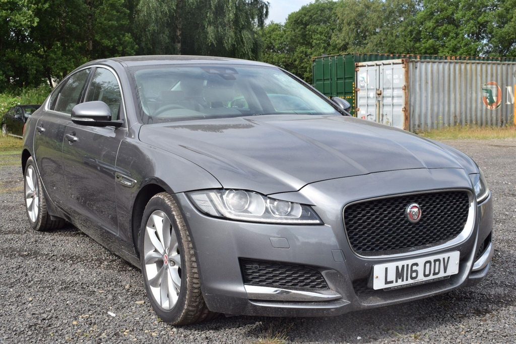 Jaguar XF 2.0D Prestige Euro 6 Ss Grey