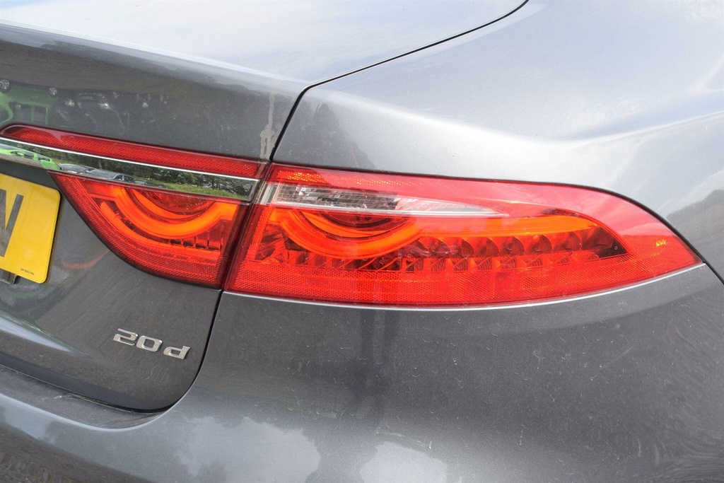 Jaguar XF 2.0D Prestige Euro 6 Ss Grey #6