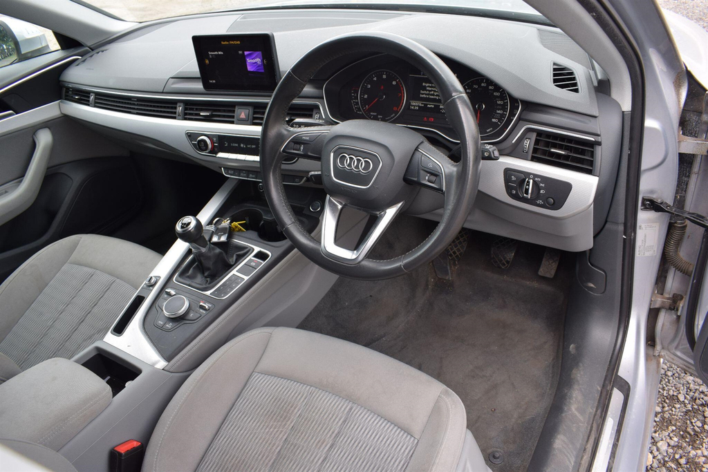 Audi A4 Avant 2.0 Tfsi Se Euro 6 Ss Silver #3
