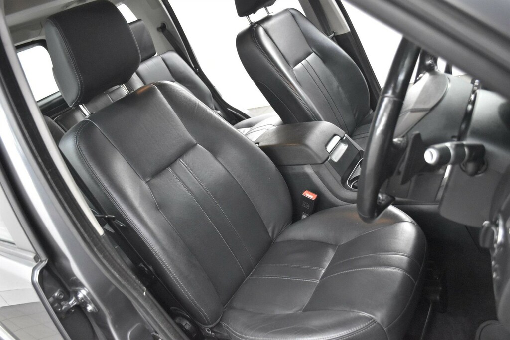 Land Rover Discovery 2016 2.0 Td4 Hse Suv 4Wd Euro 6 Grey #38