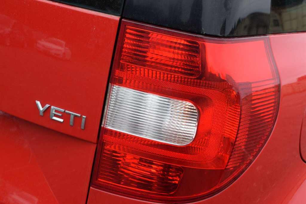 Skoda Yeti Suv 1.2 Tsi S Outdoor Euro 5 201414 Silver #11