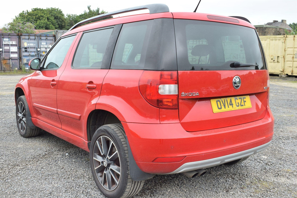 Skoda Yeti Suv 1.2 Tsi S Outdoor Euro 5 201414 Silver #7
