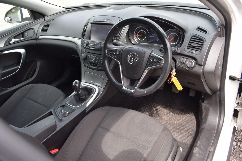 Vauxhall Insignia 2.0 Cdti Ecoflex Design Nav Euro 5 Ss White #3