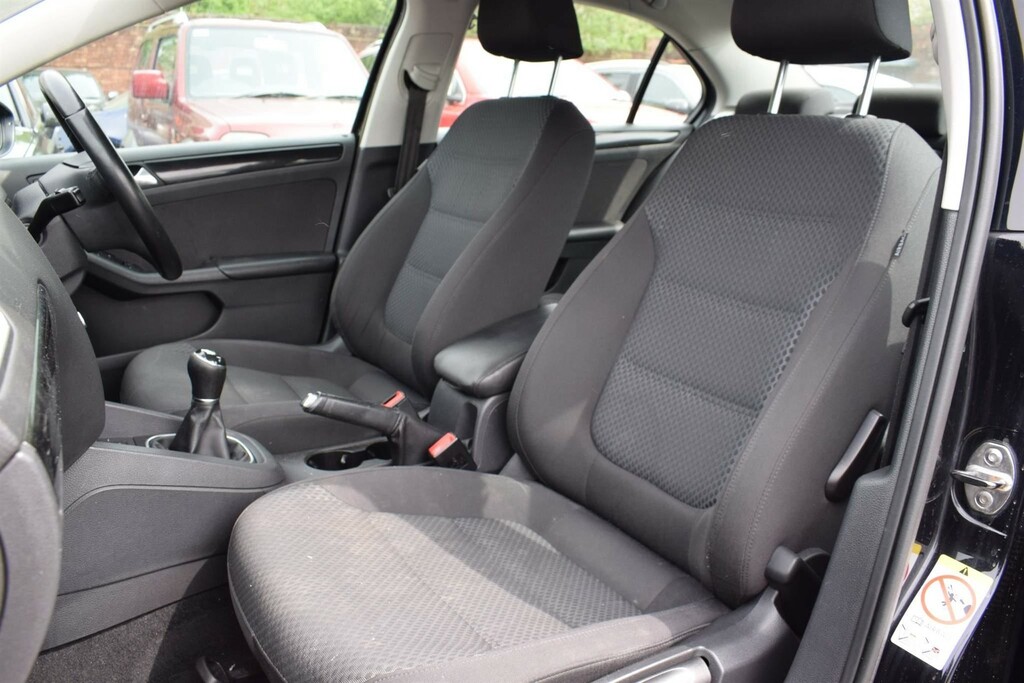 Volkswagen Jetta 1.4 Tsi Se Saloon Dsg Euro 5 160 Ps Red #21