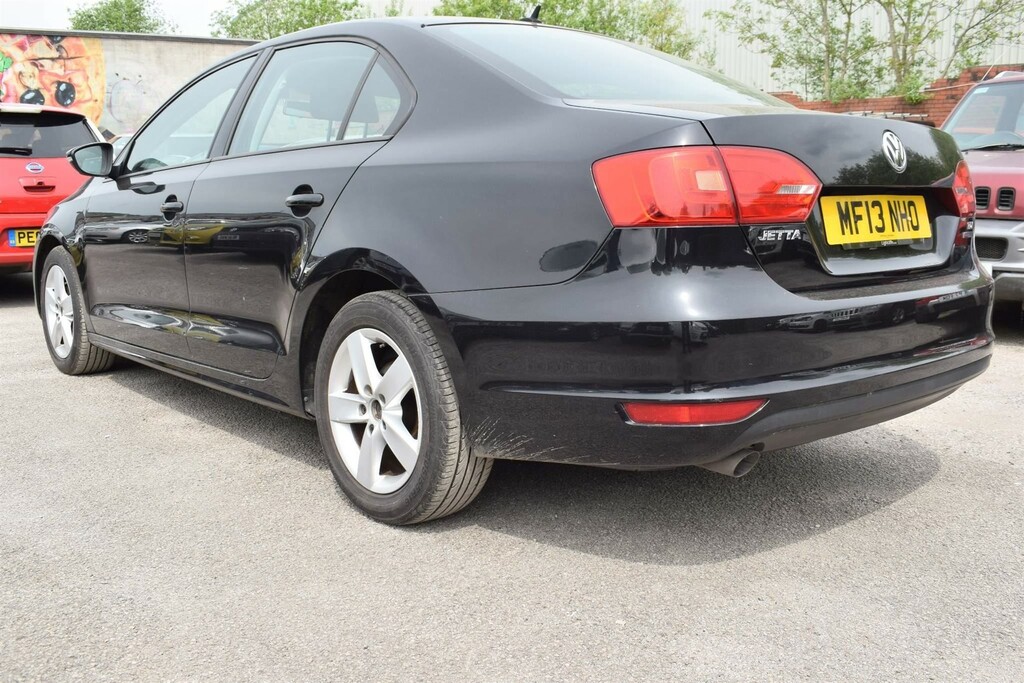 Volkswagen Jetta 1.6 Tdi Bluemotion Tech Se Euro 5 Ss Black #6