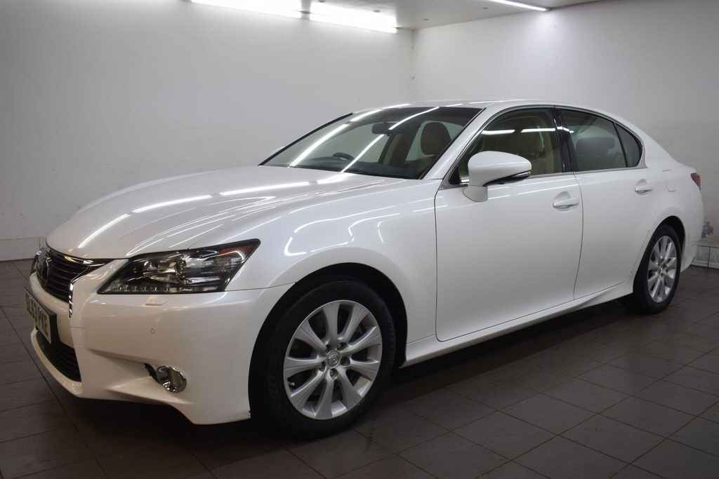 Lexus GS Luxury White #24