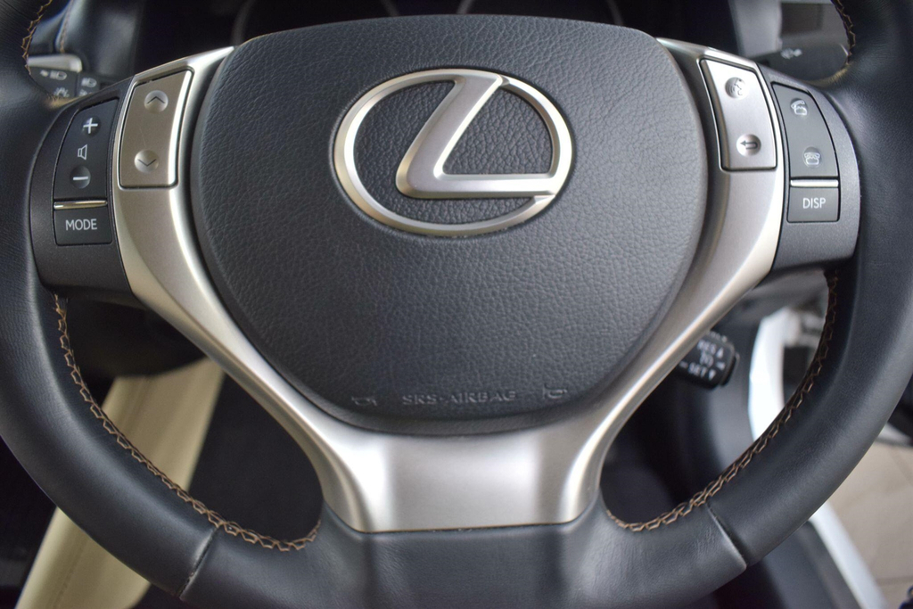 Lexus GS Luxury White #69