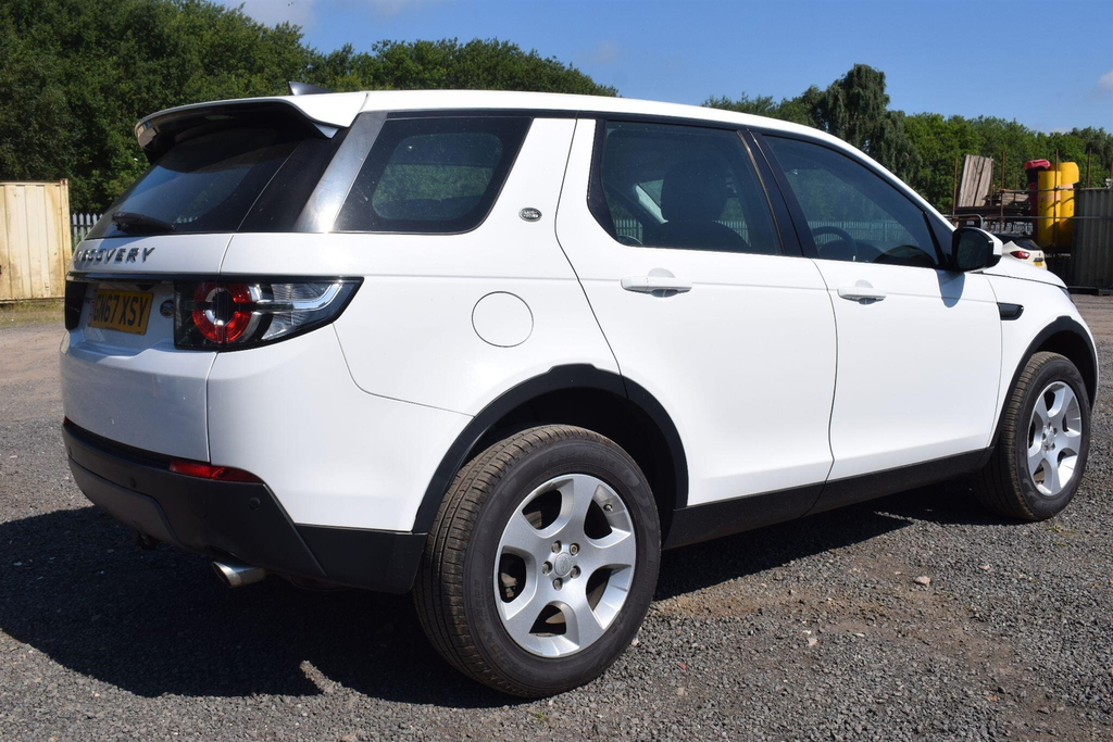 Land Rover Discovery Sport Land Rover Discovery Sport 2.0 Td4 Hse Black 4Wd 5 Black #15