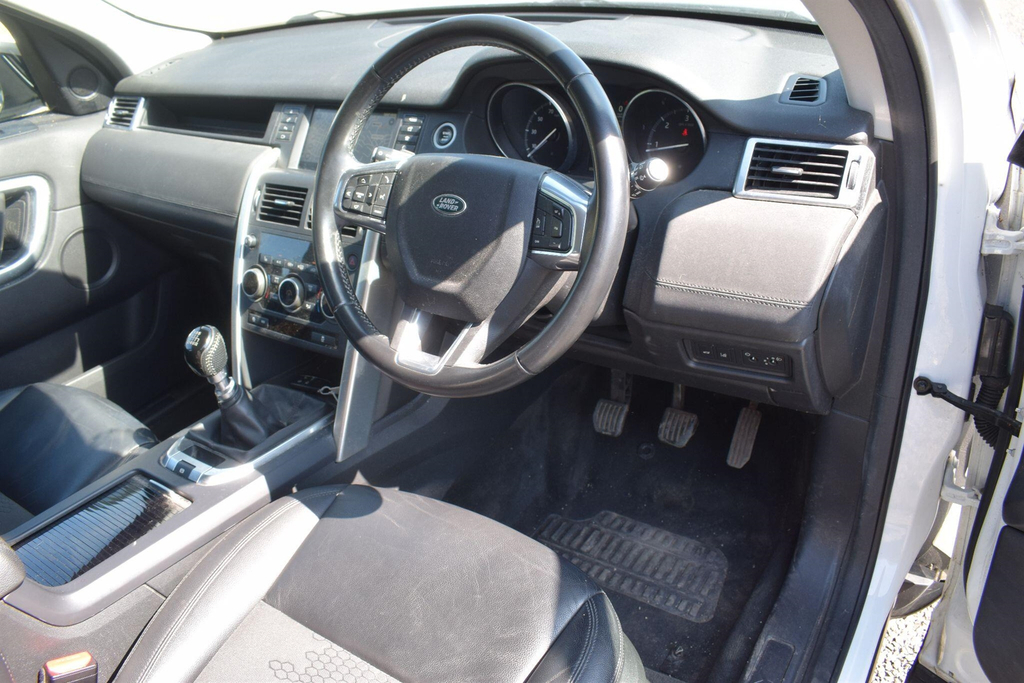 Land Rover Discovery Sport 2.0 Ed4 Se Tech Euro 6 Ss 5 Seat White #3
