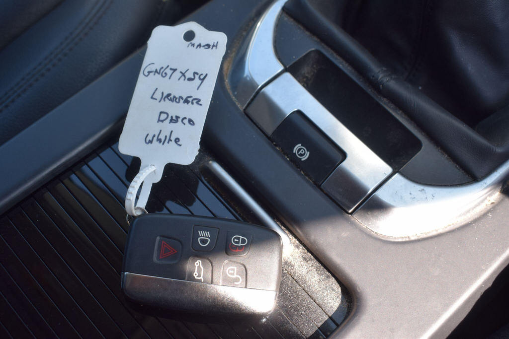 Land Rover Discovery Sport Land Rover Discovery Sport 2.0 Td4 Hse Black 4Wd 5 Black #34