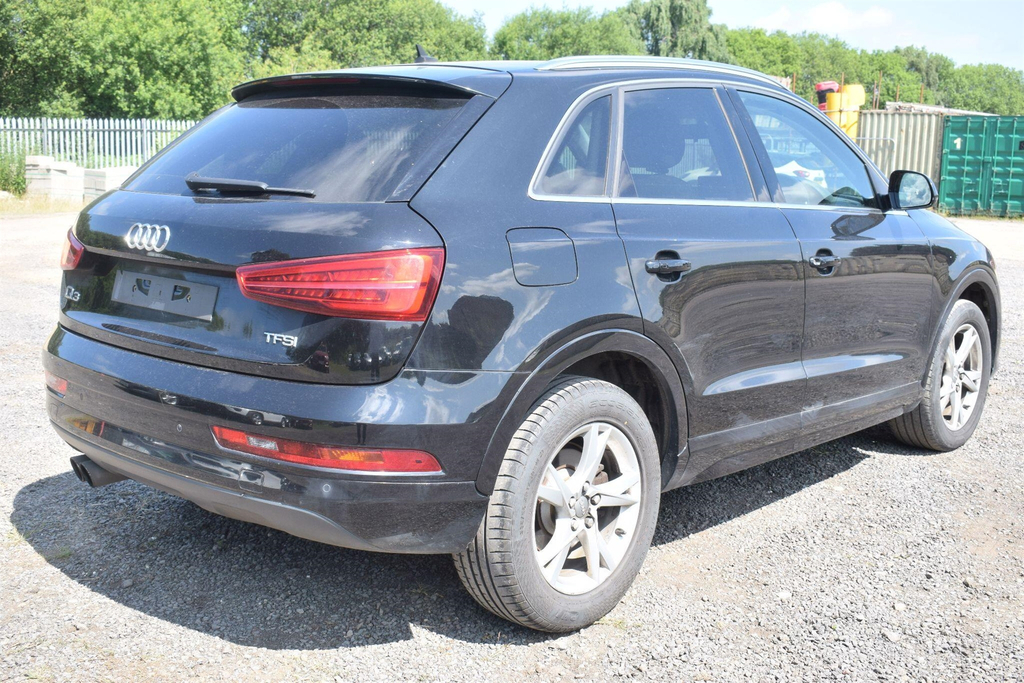 Audi Q3 1.4 Tfsi Cod Sport Euro 6 Ss Black #2