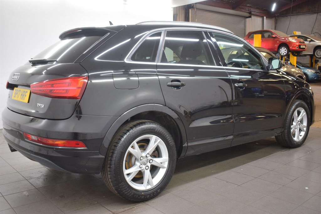 Audi Q3 1.4 Tfsi Cod Sport Euro 6 Ss BP17HRF Black #2