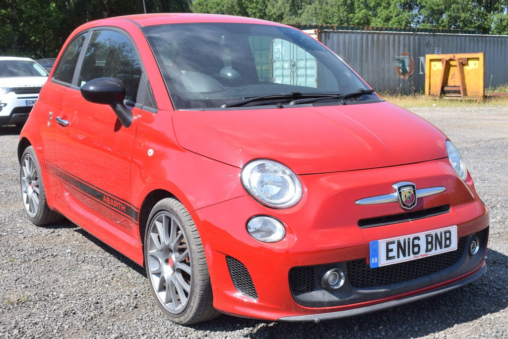 Abarth 595 1.4 T-jet Trofeo Euro 6 Red