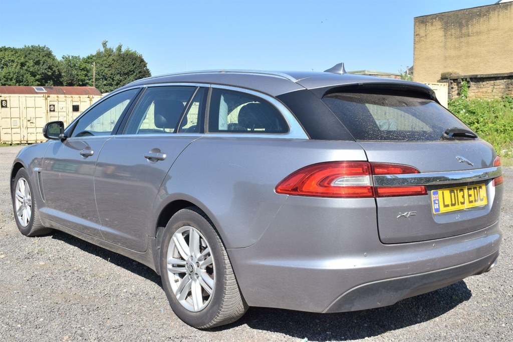 Jaguar XF Estate 2.2D Sport Sportbrake Euro 5 Ss White #7