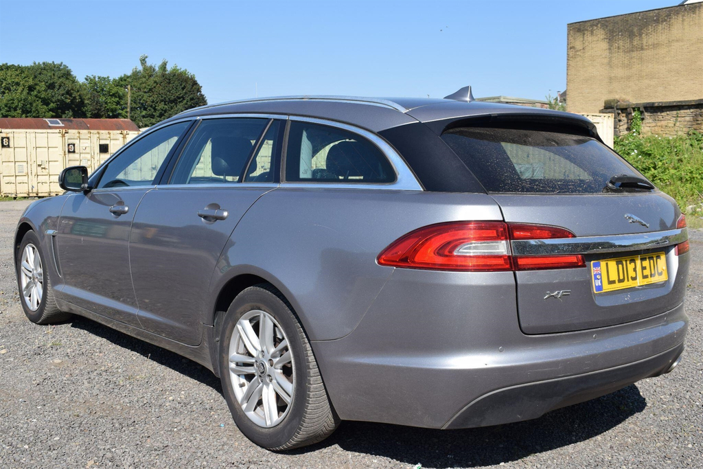 Jaguar XF Estate 2.2D Sport Sportbrake Euro 5 Ss White #13