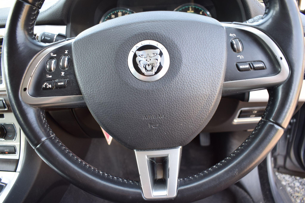 Jaguar XF Estate 2.2D Sport Sportbrake Euro 5 Ss White #38