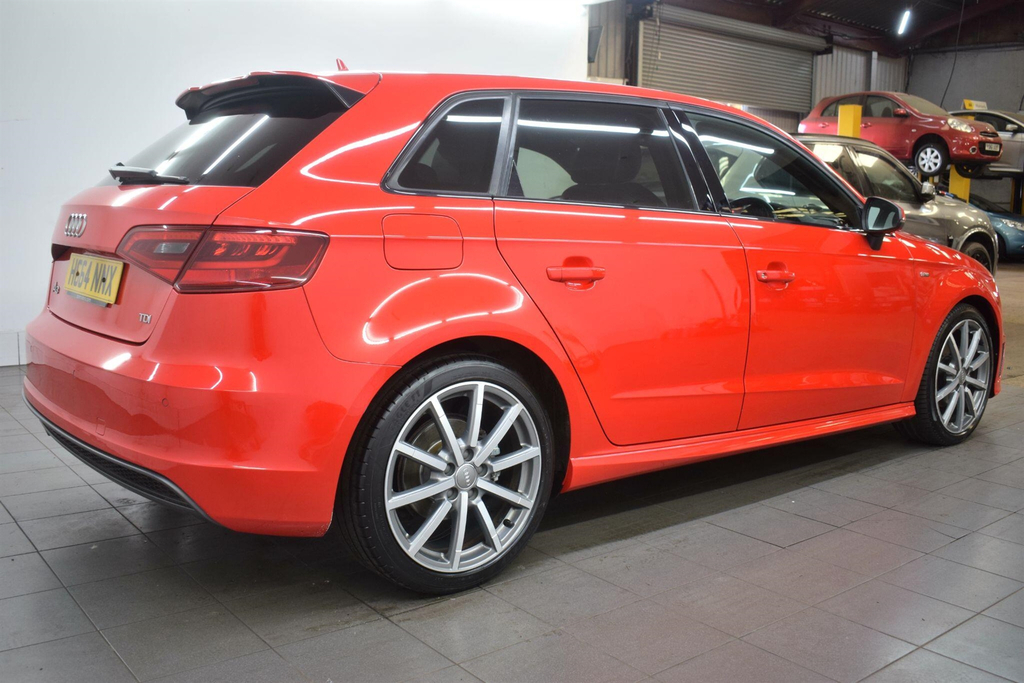 Audi A3 2.0 Tdi S Line Sportback S Tronic Euro 6 Ss Red #2