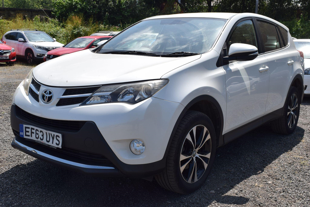Toyota Rav 4 4 D-4d Icon Red #9